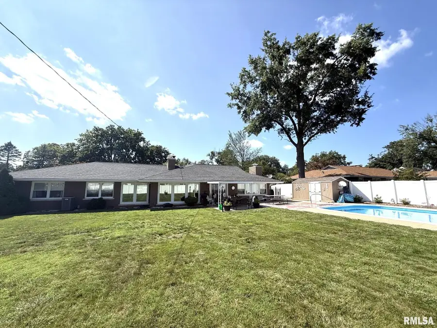 3320 N North Street, Peoria, IL 61604 - #3