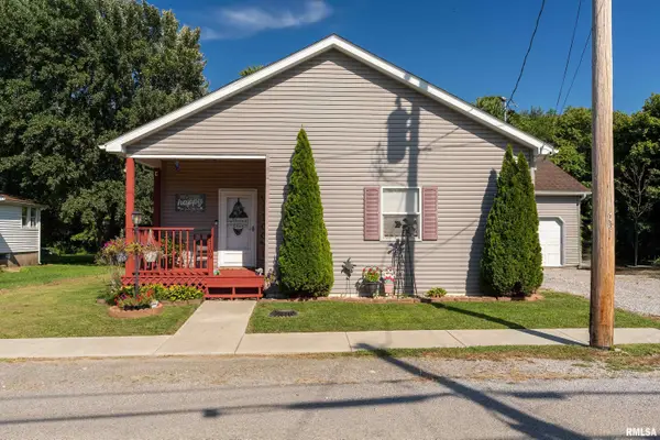 1109 Benton Avenue, Johnston City, IL 62951