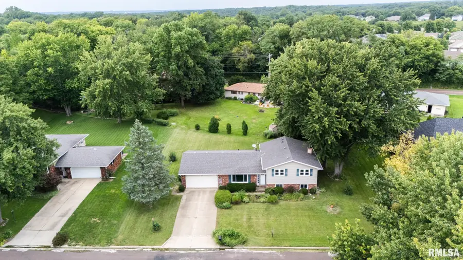 17 Winged Foot Drive, Pekin, IL 61554 - #2