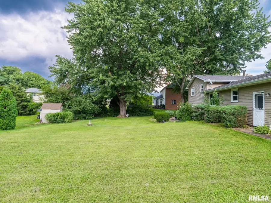 17 Winged Foot Drive, Pekin, IL 61554 - #3