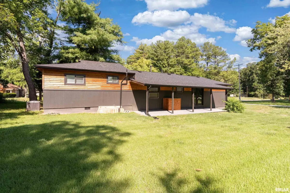 1303 N Maple Street, Cambria, IL 62915 - #1