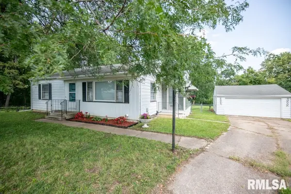1020 N Heading Court, West Peoria, IL 61604