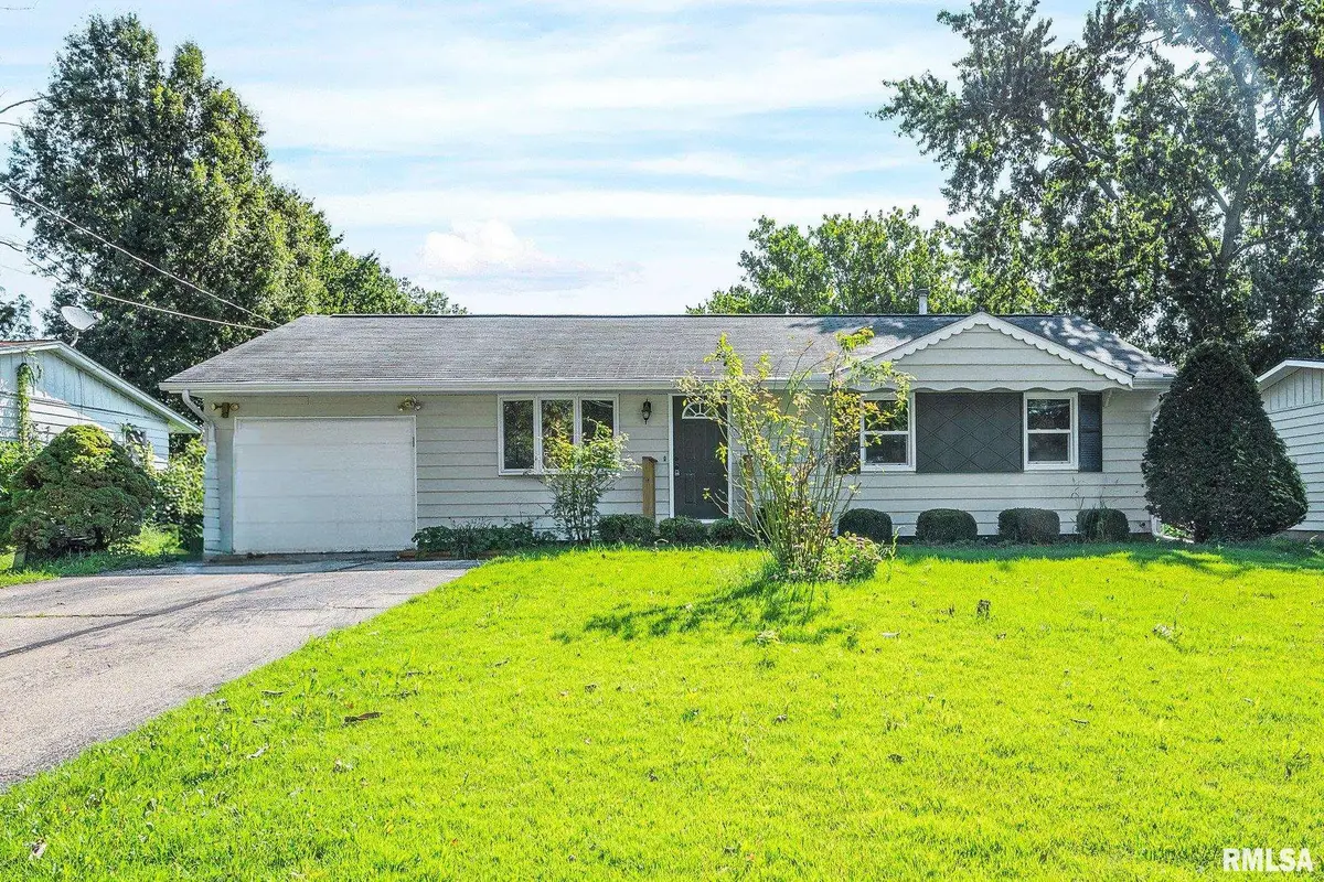 5814 N Hamilton Drive, Peoria, IL 61614 - #1