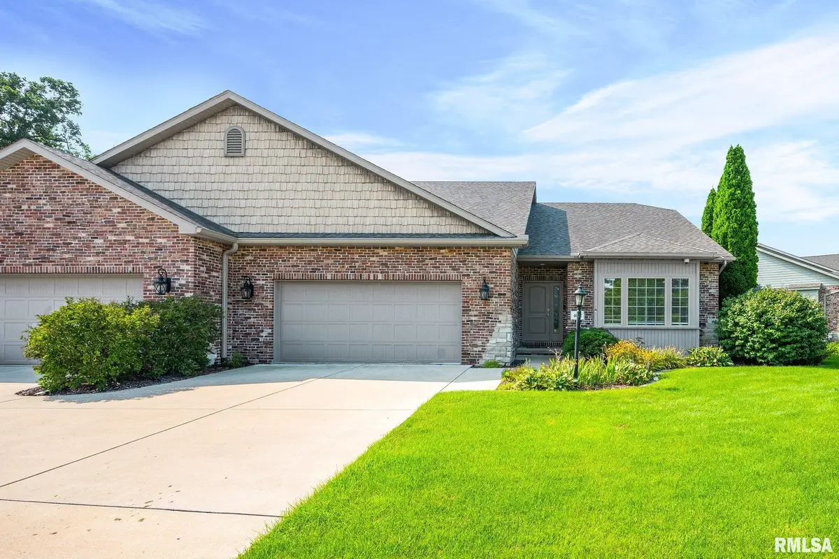 4602 N Wingover Court, Peoria, IL 61615 - #1