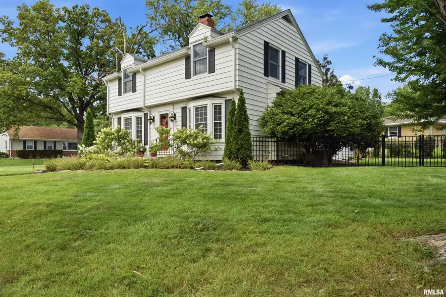 231 W Ridgemont Road, Peoria, IL 61614 - #2