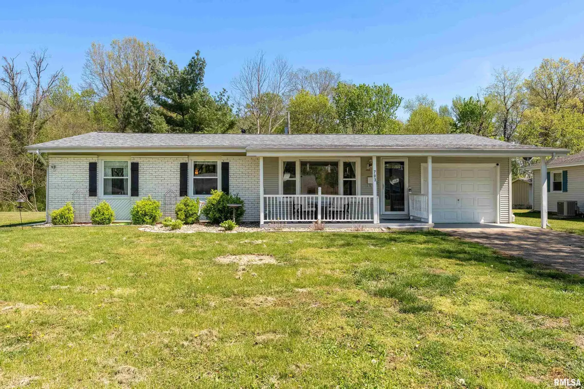 703 S Hadfield Street, Marion, IL 62959 - #1