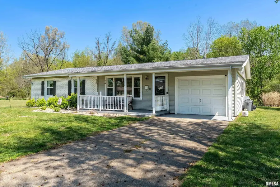 703 S Hadfield Street, Marion, IL 62959 - #3