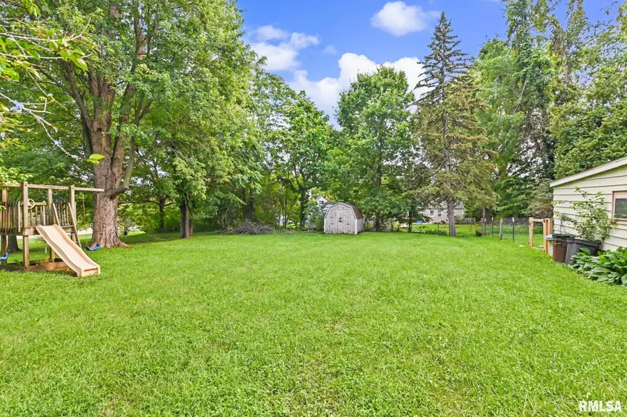 1522 E Paris Avenue, Peoria, IL 61603 - #2