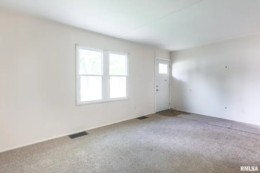 3004 N Wilson Drive, Peoria, IL 61604 - #3