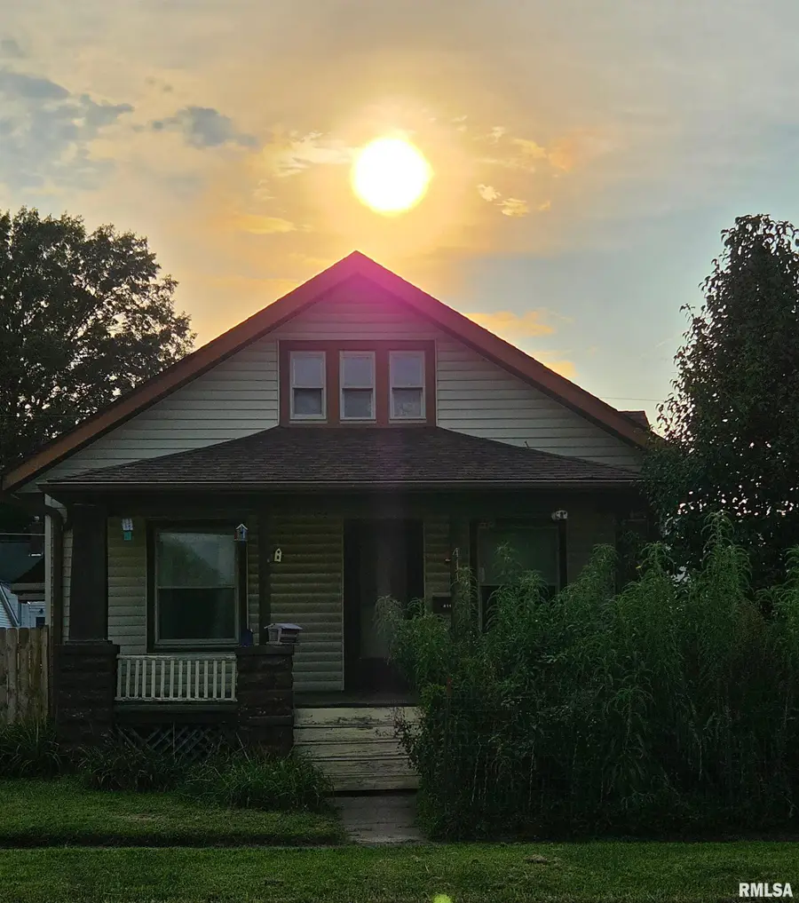 411 41st Street, Moline, IL 61265-1648 - #3