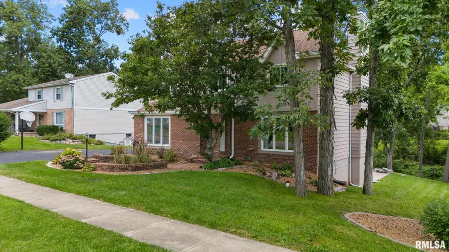 6302 N Talisman Terrace, Peoria, IL 61615 - #2