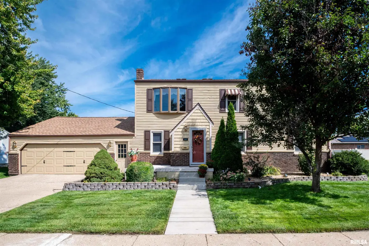 1005 Coolidge Avenue, Pekin, IL 61554 - #1