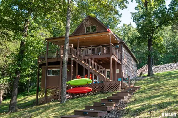 565 N Lakeshore Drive, Goreville, IL 62939