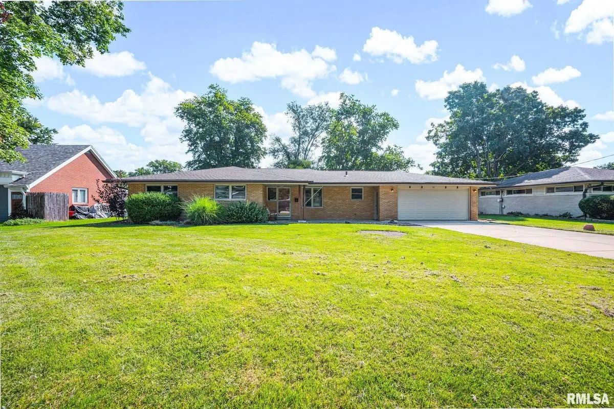 346 S Louisiana Avenue, Morton, IL 61550 - #1