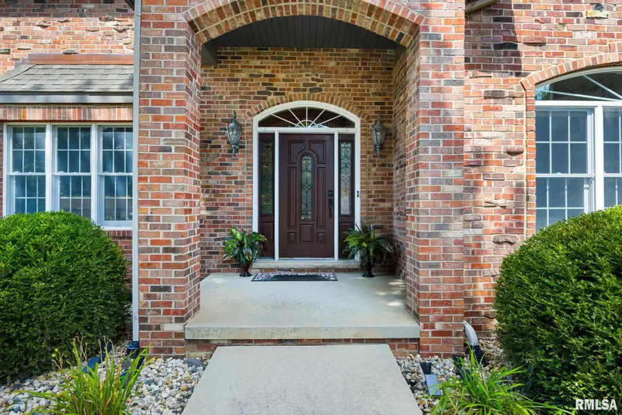 2925 W Playden Drive, Peoria, IL 61615 - #3