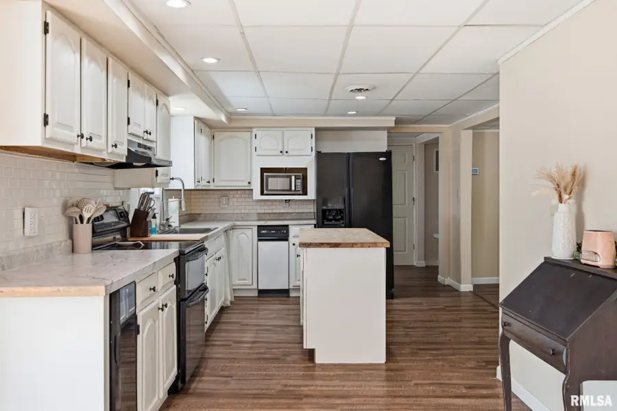 1206 W Oak Street, West Frankfort, IL 62986-2244 - #3