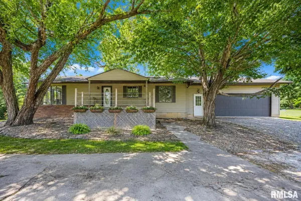 5718 S Copperas Lane, Glasford, IL 61533