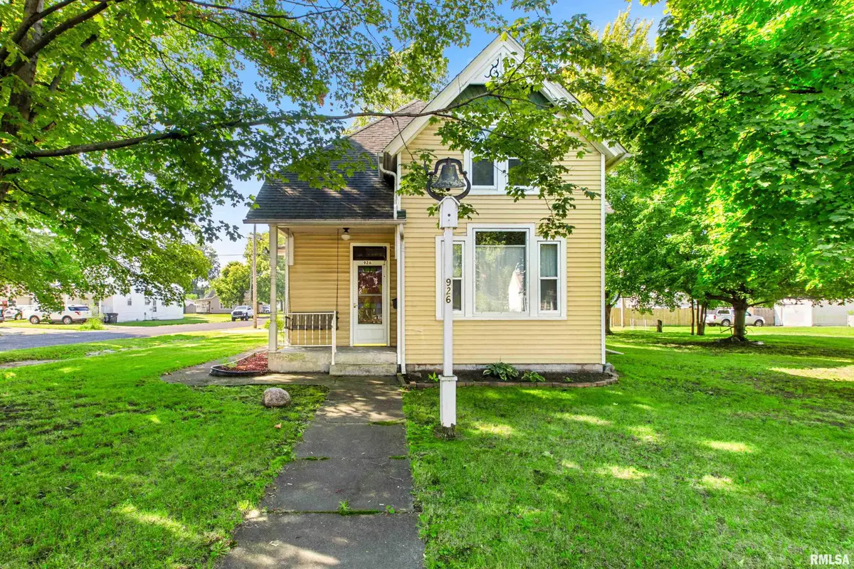 926 State Street, Pekin, IL 61554 - #1