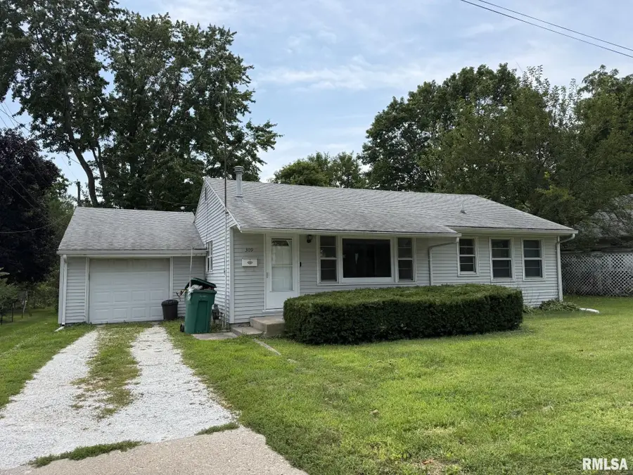309 E Walker Street, Macomb, IL 61455 - #3