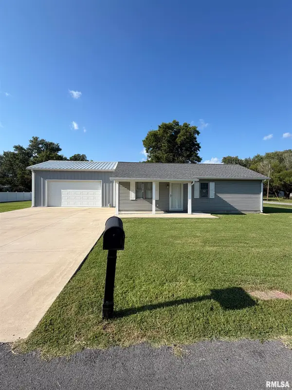 111 E Division Street, Royalton, IL 62983