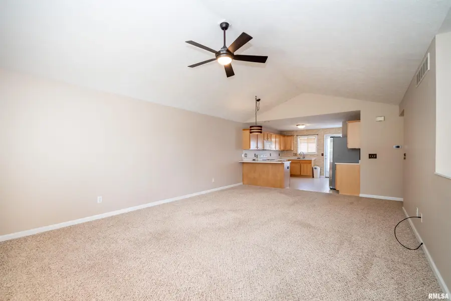 2110 W Jubilee Lane, Dunlap, IL 61525 - #3
