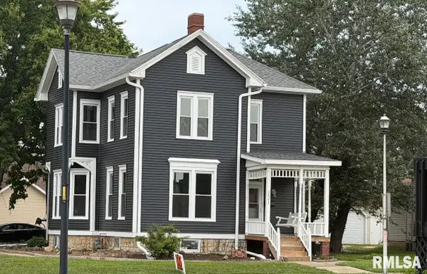 121 Peoria Street, Washington, IL 61571