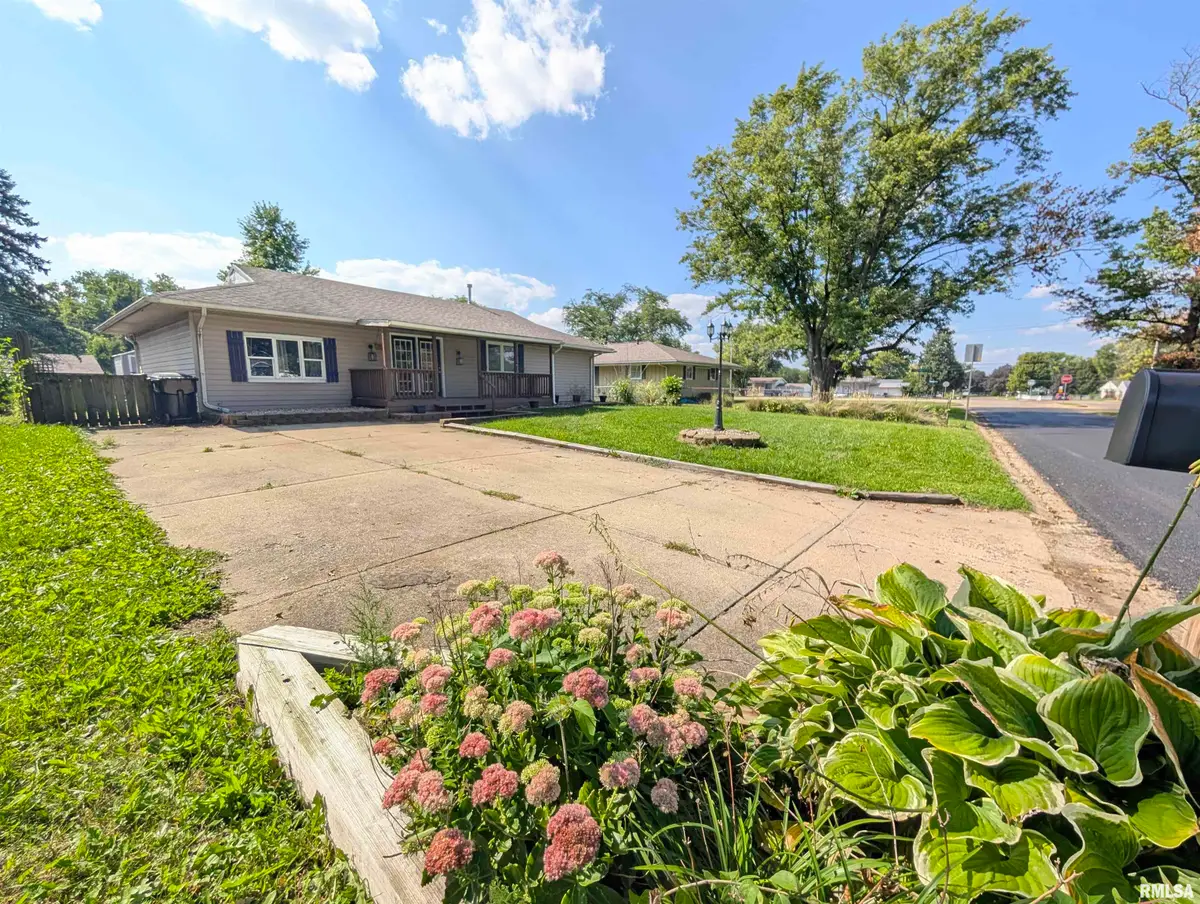 104 Meadowview Lane, Washington, IL 61571 - #1