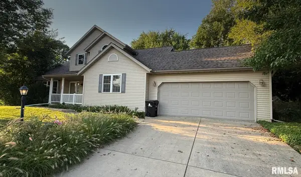 305 Lexington Drive, Washington, IL 61571