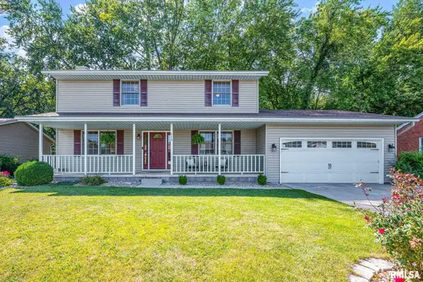 114 Oakmoor Drive, East Peoria, IL 61611