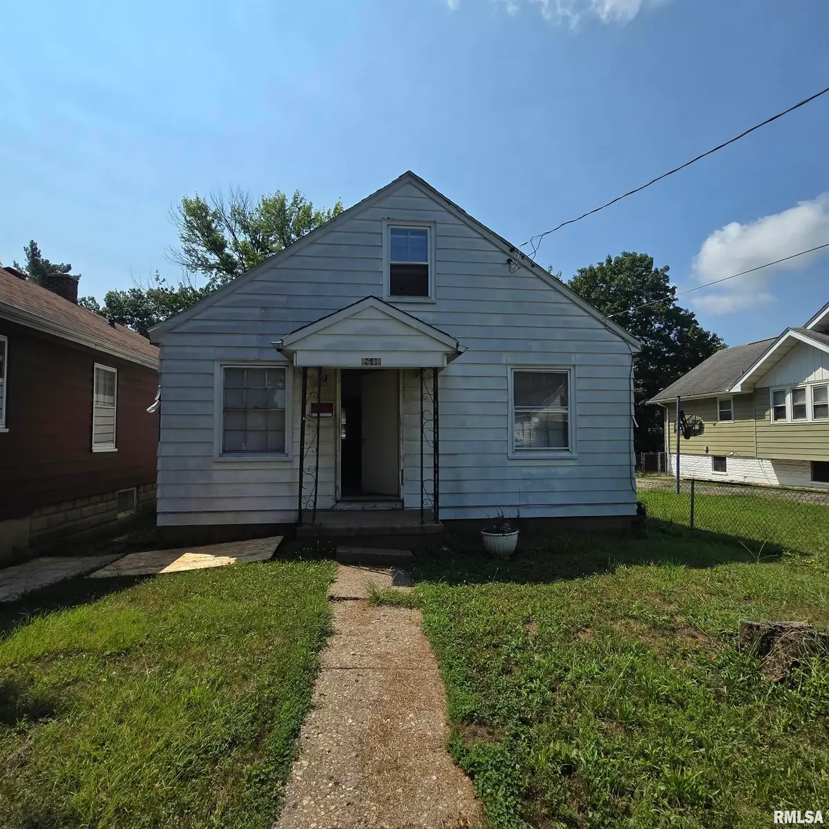 2612 W Latrobe Street, Peoria, IL 61605 - #1