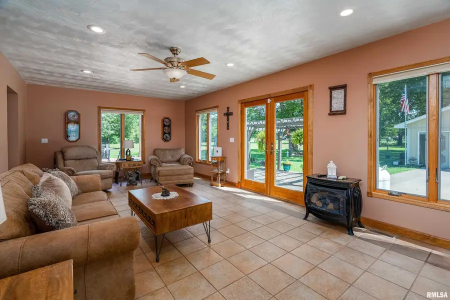 4948 Whaley Street, Mulkeytown, IL 62865 - #3