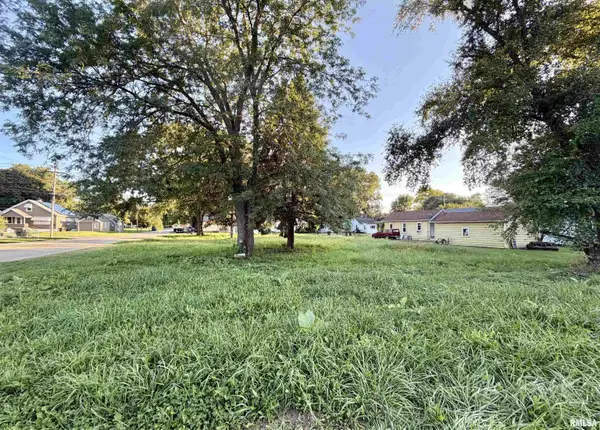 202 Chicago Street, East Peoria, IL 61611