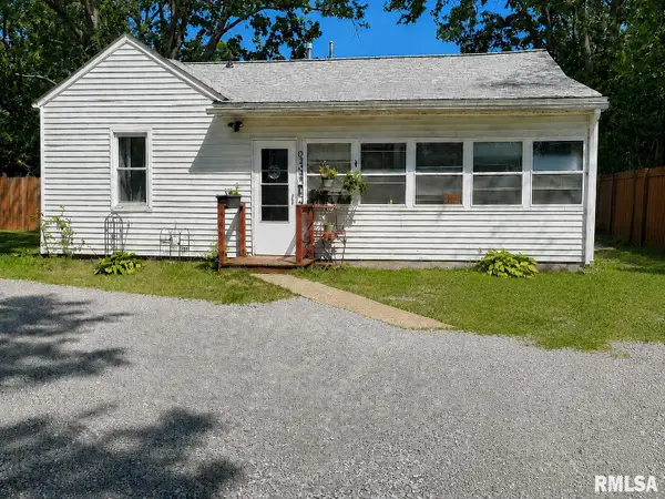 632 E Searing Street, Carbondale, IL 62901-1809
