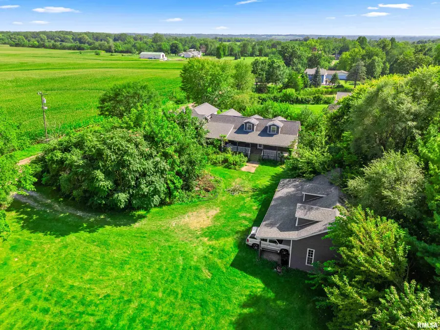 3074 Cole Hollow Road, Pekin, IL 61554 - #2