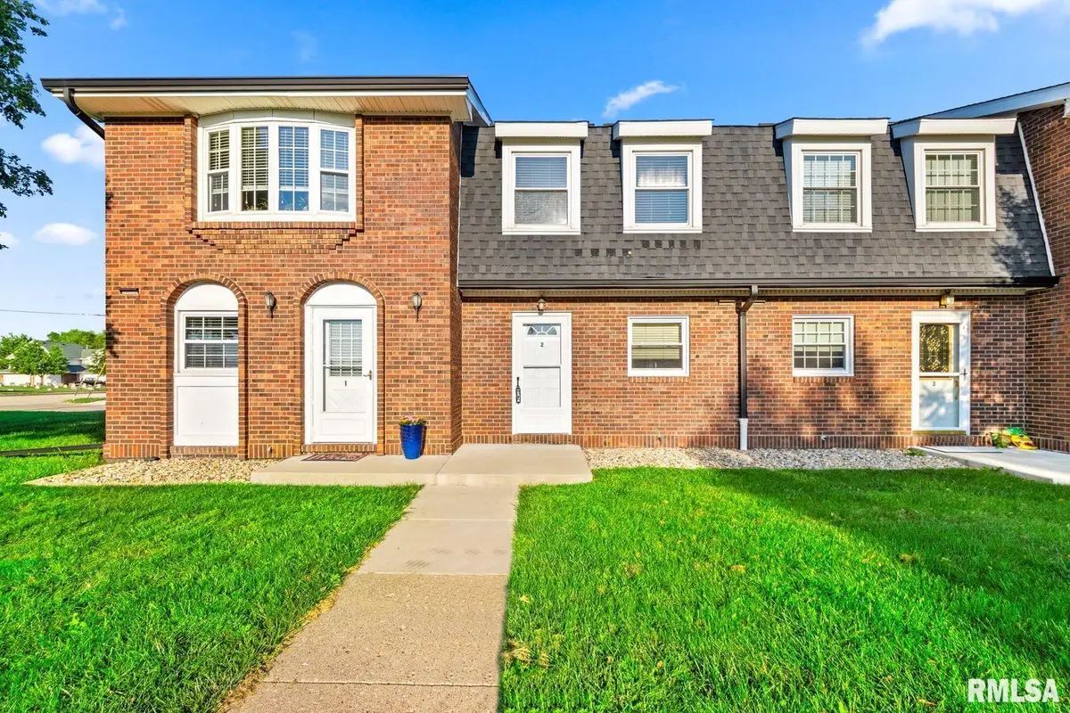 1900 S 2nd Avenue, Morton, IL 61550 - #1