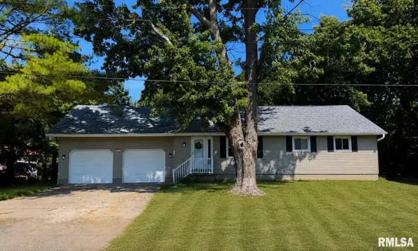 3105 Bloomington Road, East Peoria, IL 61611