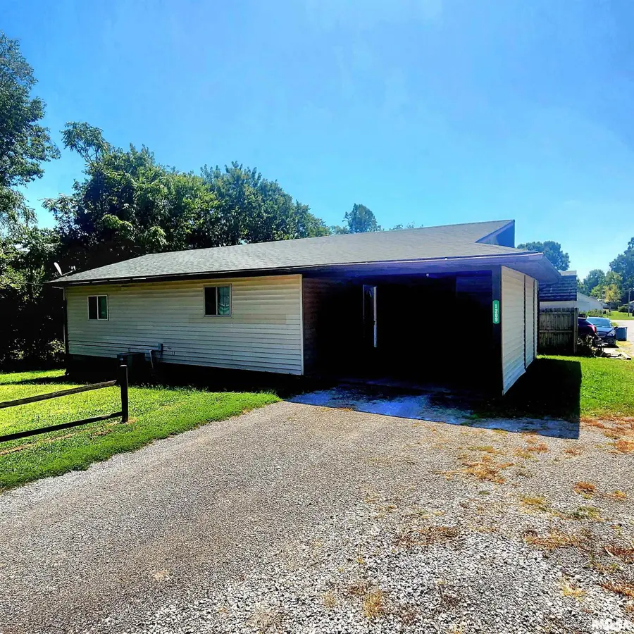 1209 Pine Avenue, Johnston City, IL 62951 - #2