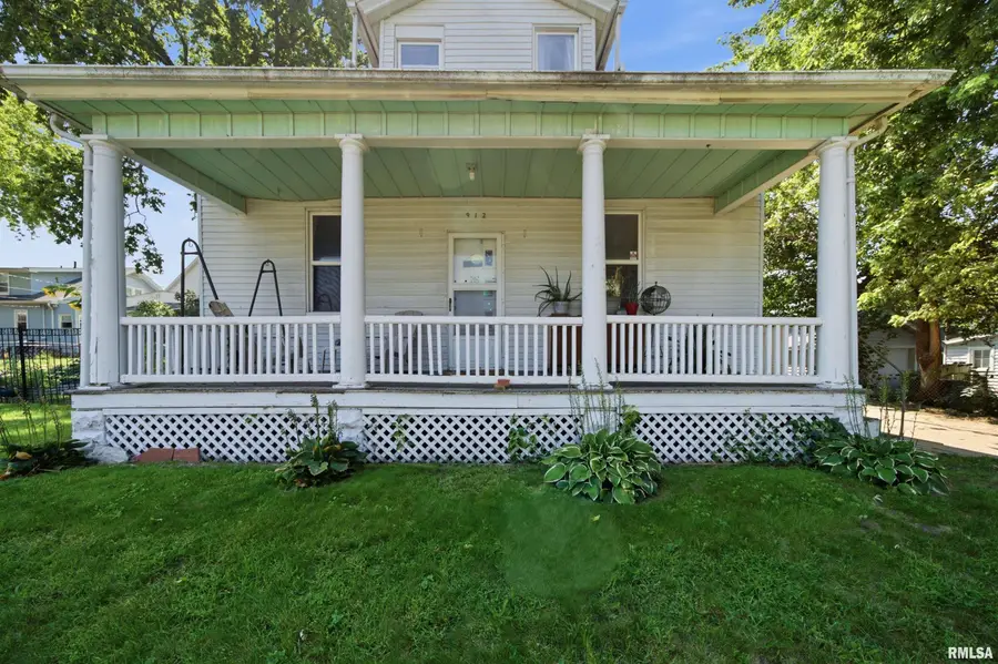 912 Margaret Street, Pekin, IL 61554 - #2