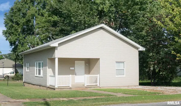 921 S 14th Street, Herrin, IL 62948