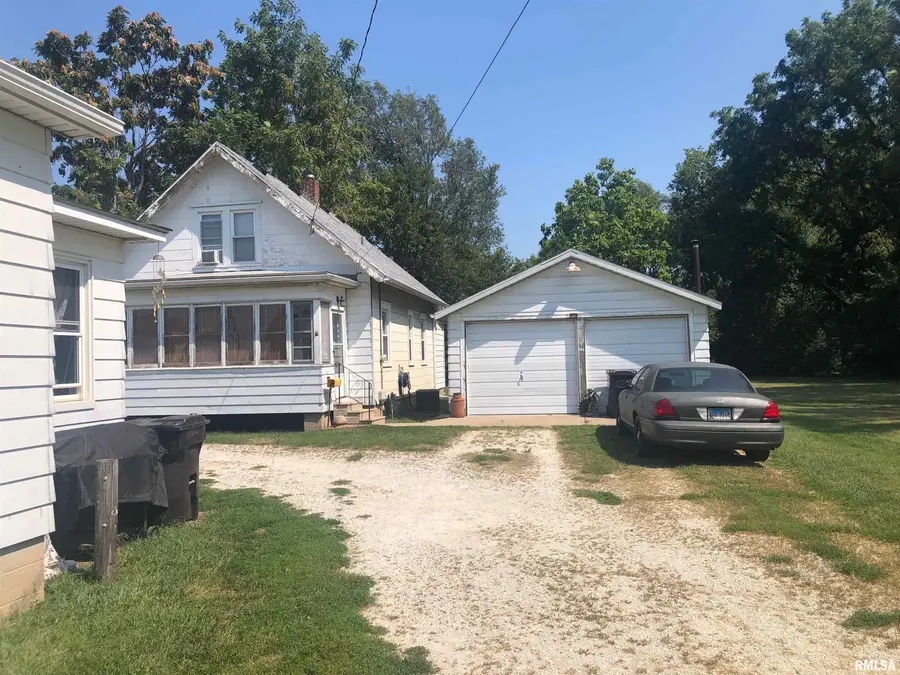 417 Monson Street, East Peoria, IL 61611 - #3