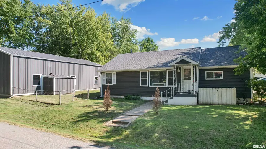 600 S 29th Street, Herrin, IL 62948 - #2