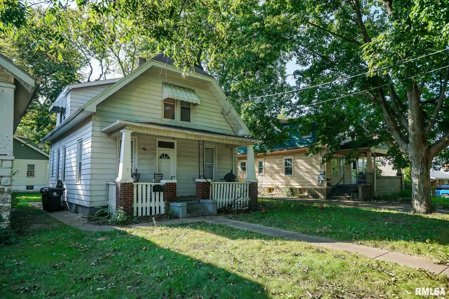 1403 N Machin Street, Peoria, IL 61605 - #3