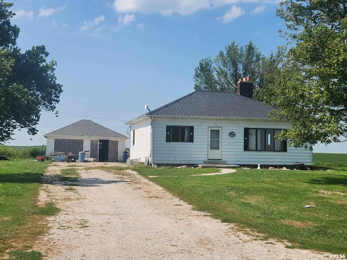 8201 Township Road 1800 E, Wyoming, IL 61491 - #1