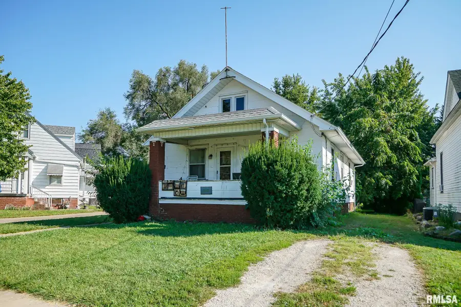 802 W Hanssler Street, Peoria, IL 61604 - #2