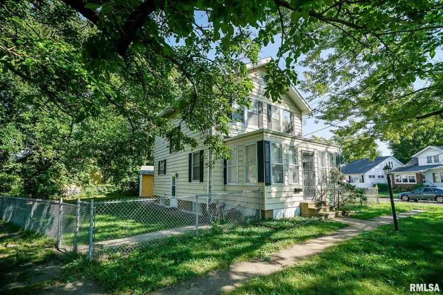 521 W Loucks Street, Peoria, IL 61604 - #2