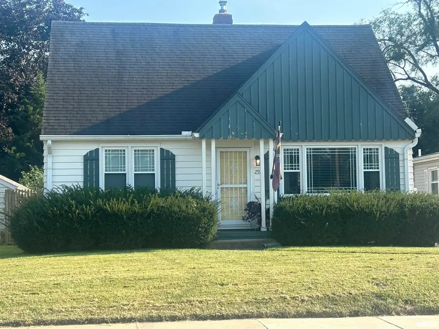2922 W Alice Avenue, West Peoria, IL 61604 - #2