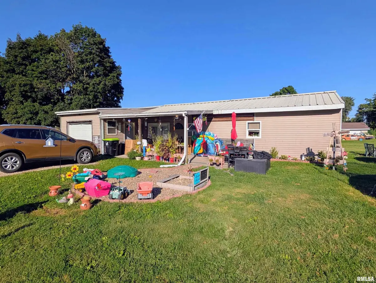 345 Walnut Street, Bushnell, IL 61422 - #1