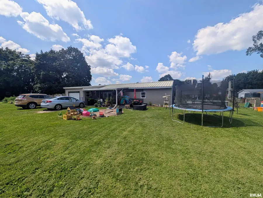 345 Walnut Street, Bushnell, IL 61422 - #2