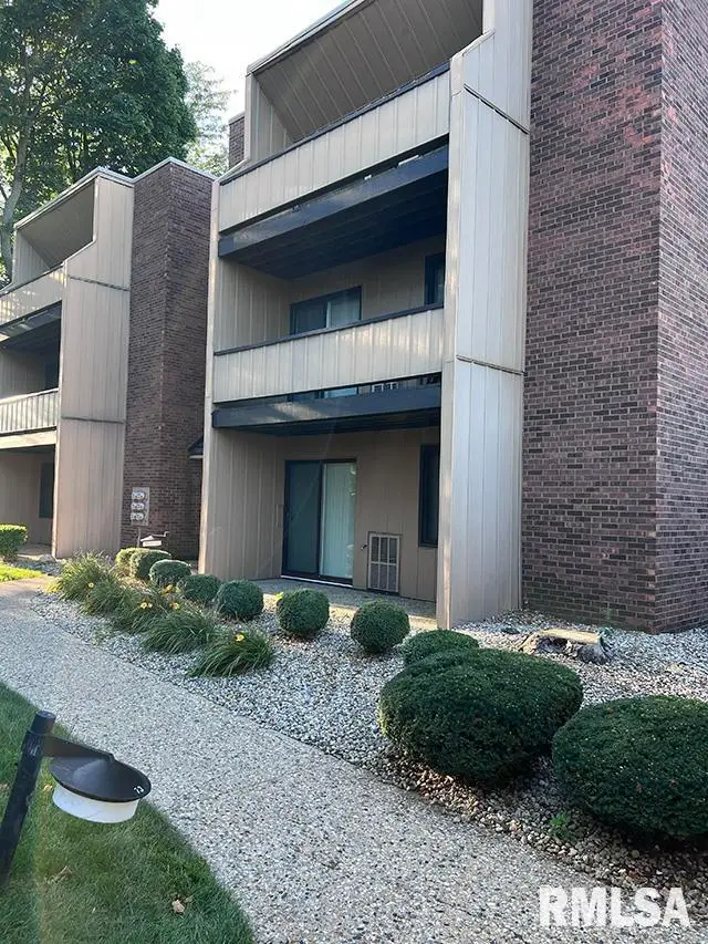 2414 W Pasmoso Drive #1103, Peoria, IL 61614 - #1