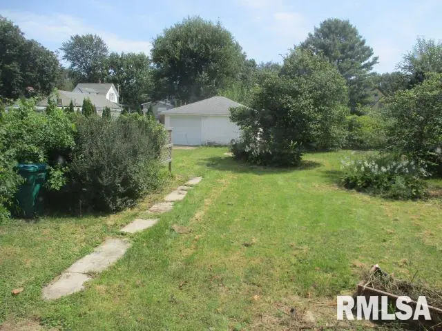 925 Bateman Street, Galesburg, IL 61401 - #3